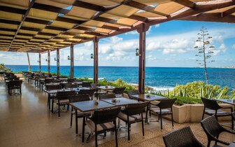 Cynthiana Beach Hotel - reštaurácia - letecký zájazd CK Turancar - Cyprus, Paphos