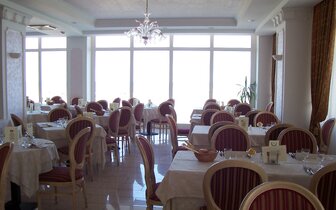 Hotel Imperial Beach light all inclusive, Rimini Marina centro, dovolenka v Taliansku CK TURANCAR