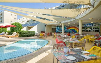 St.Raphael Resort – bazén– letecký zájazd CK Turancar – Cyprus, Aya Napa 