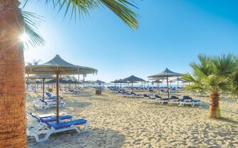 St.Raphael Resort – pláž– letecký zájazd CK Turancar – Cyprus, Aya Napa 