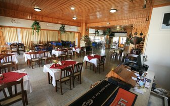 Patsas Apartments - reštaurácia - letecký zájazd CK Turancar - Cyprus, Coral Bay