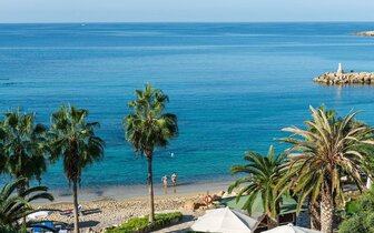 Coral Beach Hotel Resort - pláž - letecký zájazd CK Turancar - Cyprus, Coral Bay