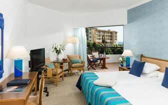 Coral Beach Hotel Resort - izba - letecký zájazd CK Turancar - Cyprus, Coral Bay