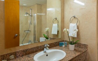 Ascos Coral Beach - izba - letecký zájazd CK Turancar - Cyprus, Coral Bay