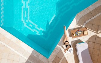 Hotel Mitsis Petit Palais - bazén - letecký zájazd CK Turancar - Rodos, Rodos