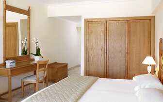 Hotel Mitsis Petit Palais - dvojlôžková izba - letecký zájazd CK Turancar - Rodos, Rodos