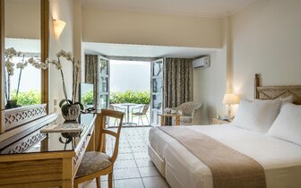 Hotel Mitsis Petit Palais - izba s výhľadom do záhrady - letecký zájazd CK Turancar - Rodos, Rodos