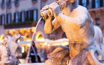 CK Turancar, Letecký poznávací zájazd, Taliansko, Predvianočná atmosféra v Ríme, Fontána Di Trevi