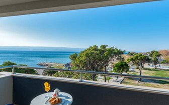 hotel Plaža - premium izba - autobusový zájazd CK Turancar - Chorvátsko, Omiš