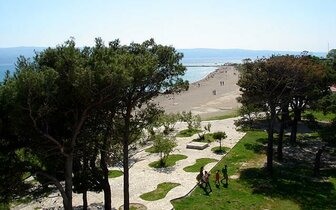 hotel Plaža - pláž - autobusový zájazd CK Turancar - Chorvátsko, Omiš