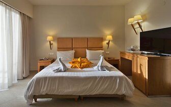 Minos Hotel - junior suita - letecký zájazd CK Turancar - Kréta, Rethymno