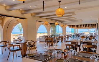 Minos Ambassador - á la carte reštaurácia - letecký zájazd CK Turancar - Kréta, Rethymno