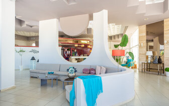 Hotel Happy Days - lobby - letecký zájazd CK Turancar - Theologos, Rodos