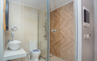 Hotel Happy Days - kúpelňa - letecký zájazd CK Turancar - Theologos, Rodos