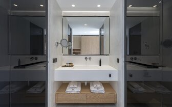 Hotel D´Andrea Lagoon - kupelňa v izbe PREMIUM - letecky zájazd CK Turancar - Marmari, Kos