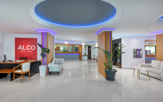 Hotel Oceanis Park - vstupná hala - letecký zájazd CK Turancar - Ixia, Rodos Hotel Oceanis Park - vstupná hala - letecký zájazd CK Turancar - Ixia, Rodos