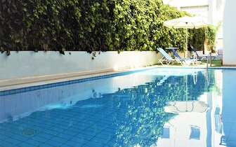 Apollon Hotel - bazén - letecký zájazd CK Turancar - Kréta, Agios Nikolaos