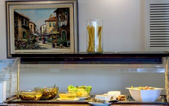 Pela Maria - bufetové stoly - letecký zájazd CK Turancar - Kréta, Hersonissos 