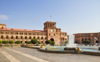 CK Turancar, Letecký poznávací zájazd, Arménska cesta storočiami,Jerevan