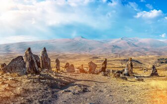 CK Turancar, Letecký poznávací zájazd, Arménska cesta storočiami, Zorac Karer 
