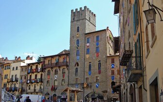 CK Turancar, letecký poznávací zájazd, Zákutia Toskánska a ostrov Elba,  Arezzo CK Turancar, letecký poznávací zájazd, Zákutia Toskánska a ostrov Elba,  Arezzo