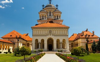 CK Turancar, autobusový poznávací zájazd, Rumunsko - Sedmohradsko a Transylvánia, Sinaia, kostol patriaci kláštoru CK Turancar, autobusový poznávací zájazd, Rumunsko - Sedmohradsko a Transylvánia, Sinaia, kostol patriaci kláštoru