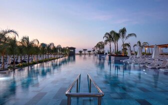 Mylome Luxury Hotel & Spa - bazén pre dospelých - letecký zájazd CK Turancar - Turecko, Okurcalar
