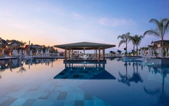 Mylome Luxury Hotel & Spa - bazén pre dospelých - letecký zájazd CK Turancar - Turecko, Okurcalar