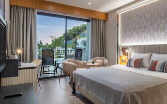 Mylome Luxury Hotel & Spa - izba s priamym vstupom do bazéna - letecký zájazd CK Turancar - Turecko, Okurcalar