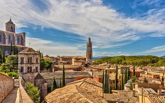CK Turancar, Letecké poznávacie zájazdy, Španielsko, Barcelona, Girona a Montserrat s kúpaním, Girona