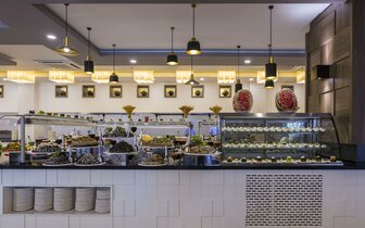 Eftalia Ocean Hotel - bufetové stoly - letecký zájazd CK Turancar - Turecko, Türkler