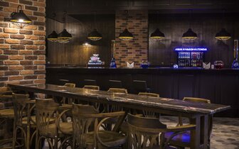 Eftalia Ocean Hotel - bar - letecký zájazd CK Turancar - Turecko, Türkler