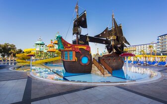 Eftalia Ocean Hotel - aquapark - letecký zájazd CK Turancar - Turecko, Türkler