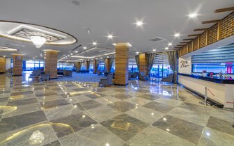 Lonicera Premium - lounge bar - letecký zájazd CK Turancar - Turecko, Türkler