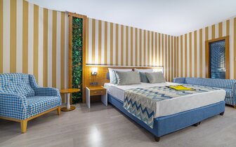 Lonicera Premium - štandardná izba - letecký zájazd CK Turancar - Turecko, Türkler