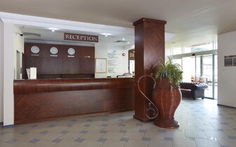 Grand hotel Nirvana - lobby - letecký a autobusový zájazd CK Turancar - Bulharsko, Slnečné Pobrežie