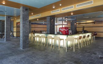 Grand hotel Nirvana - bar - letecký a autobusový zájazd CK Turancar - Bulharsko, Slnečné Pobrežie