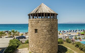 Hotel Mitsis La Vita - výhľad na pláž z hotelovej izby - letecký zájazd CK Turancar - Rodos, Rodos