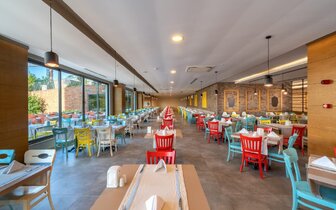 Orfeus Queen Spa Hotel - reštaurácia - letecký zájazd CK Turancar - Turecko, Colakli Orfeus Queen Spa Hotel - reštaurácia - letecký zájazd CK Turancar - Turecko, Colakli