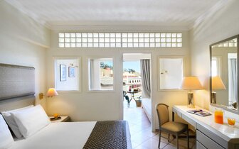 Hotel Lindos Royal Resort - rodinná izba s výhľadom do záhrady - letecký zájazd CK Turancar - Vlycha, Lindos, Rodos