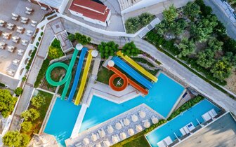 Hotel Lindos Royal Resort - bazén s tobogánmi - letecký zájazd CK Turancar - Vlycha, Lindos, Rodos
