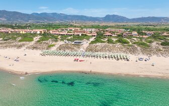 Hotel Mimose Beach Village - pláž - letecký zájazd CK Turancar - Taliansko - Sardínia
