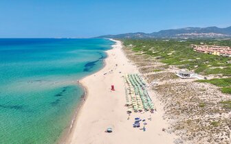 Hotel Mimose Beach Village - pláž - letecký zájazd CK Turancar - Taliansko - Sardínia