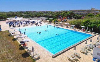 Hotel Mimose Beach Village - bazen - letecký zájazd CK Turancar - Taliansko - Sardínia