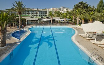 Hotel Kipriotis Hippocrates - hotel a bazén - letecky zájazd CK Turancar - Kos, Psalidi