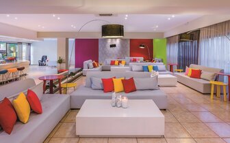 Hotel Kipriotis Hippocrates - bar a lobby - letecky zájazd CK Turancar - Kos, Psalidi