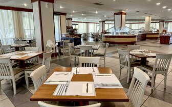 Hotel Kipriotis Village Resort - reštaurácia - letecky zájazd CK Turancar - Kos, Psalidi