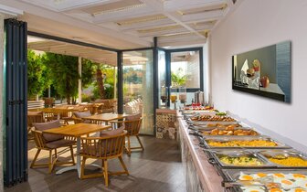 Senses Blue Boutique Hotel - bufetové stoly - letecký zájazd CK Turancar - Kréta, Hersonissos