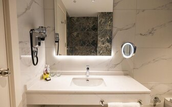 Granada Luxury Red- kúpeľňa - letecký zájazd CK Turancar - Turecko, Avsallar