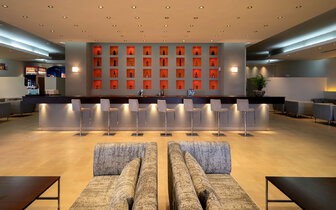 Hotel Sol By Melia Cosmopolitan Rhodes - bar - letecký zájazd CK Turancar - Ixia, Rodos Hotel Sol By Melia Cosmopolitan Rhodes - bar - letecký zájazd CK Turancar - Ixia, Rodos